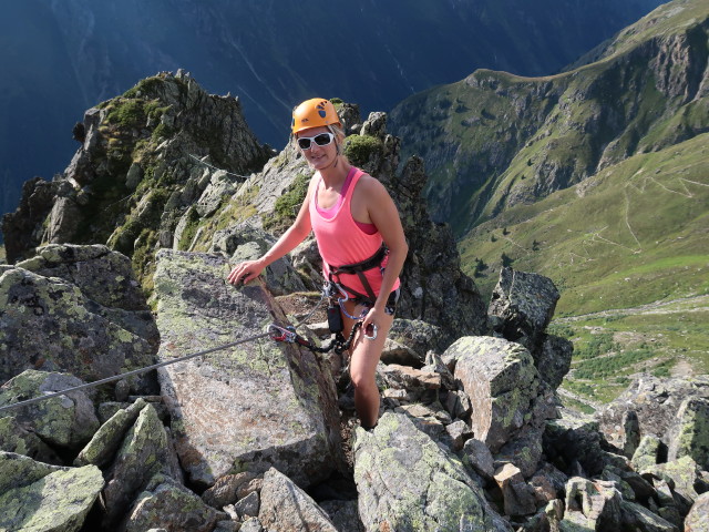 Kleinb&auml;renzinne-Klettersteig: Evelyn im Ausstieg (15. Aug.)