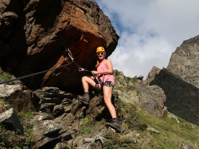Kleinb&auml;renzinne-Klettersteig: Evelyn im Abstieg (15. Aug.)