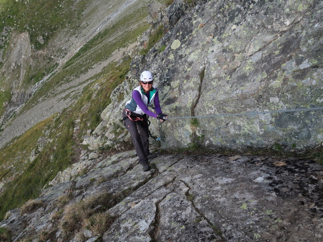 Kleinb&auml;renzinne-Klettersteig: Bernadette im Abstieg (15. Aug.)