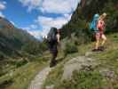 Bernadette und Evelyn am Weg 911a zwischen Pitztal und Rüsselsheimer Hütte (15. Aug.)