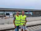 Papa und ich im Bahnhof Hennersdorf