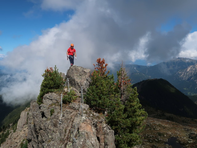 Ferrata dei Laghi: Axel am Bombasel Highway