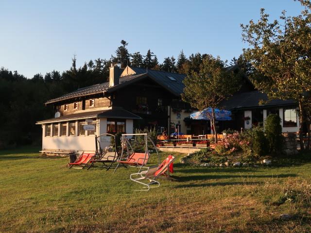 Wilhelm-Eichert-Hütte, 1.052 m