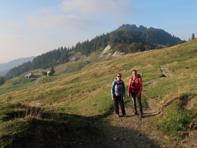 Sabine und Romy auf der Gschwendtalpe (29. Sep.)