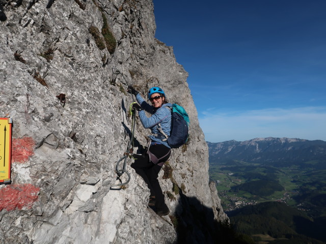 Wildfrauen-Klettersteig: Sabine im Einstieg (6. Okt.)