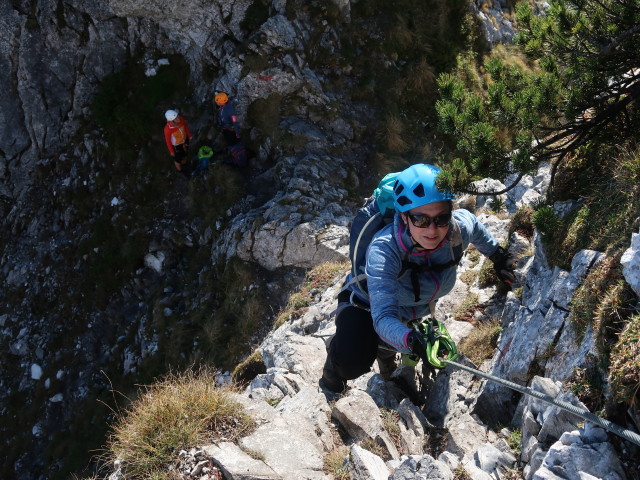 Wildfrauen-Klettersteig: Sabine zwischen Einstieg und Frauenmauer (6. Okt.)