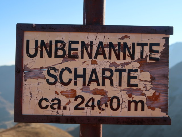 Unbenannte Scharte, 2.400 m (14. Okt)