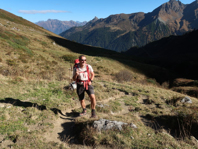 Ich zwischen Kreuzjoch und Oberer Latschätzalpe (21. Okt.)