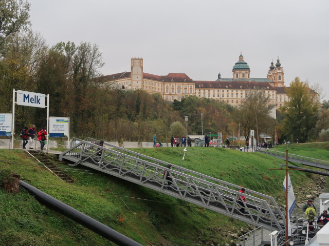 Stift Melk, 248 m