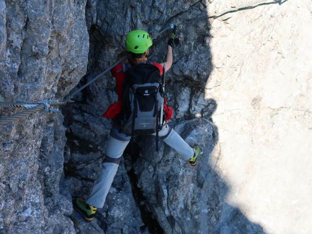 Bert-Rinesch-Klettersteig: Carmen zwischen S&uuml;dostsporn-Kreuz und 1. H&ouml;hle