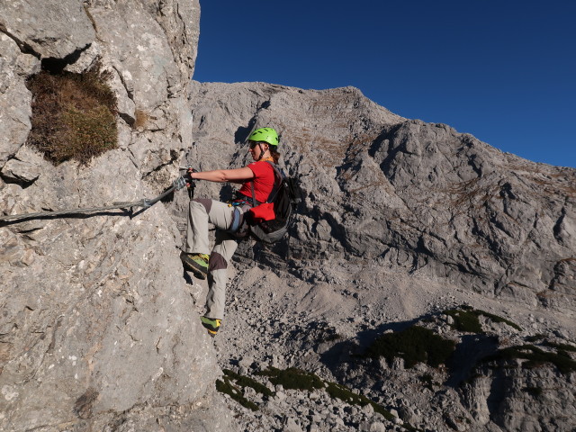 Bert-Rinesch-Klettersteig: Carmen zwischen S&uuml;dostsporn-Kreuz und 1. H&ouml;hle