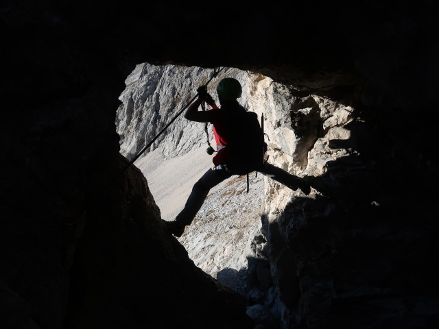 Bert-Rinesch-Klettersteig: Carmen in der 2. Höhle