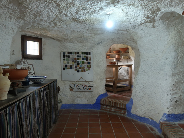 Cer&aacute;mica im Museo de las Cuevas del Sacromonta in Granada (19. Nov.)