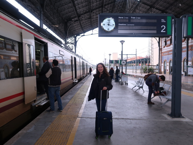 Sabine in der Estación Jerez de la Frontera (22. Nov.)