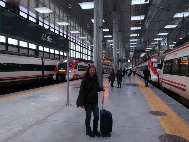 Sabine in der Estaci&oacute;n C&aacute;diz (22. Nov.)