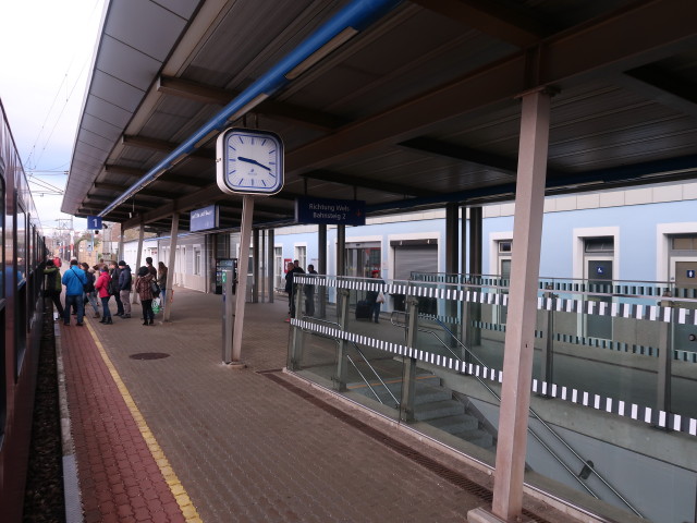 Bahnhhof Bad Schallerbach-Wallern, 309 m