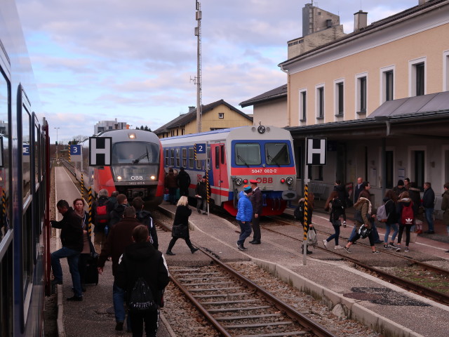 Bahnhof Ried im Innkreis, 461 m