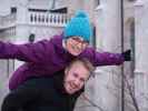 Kathrin und Thomas bei der Matthiaskirche (23. Dez.)