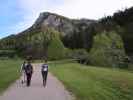 Larissa, Carmen und Ursula in Schwarzau im Gebirge, 617 m