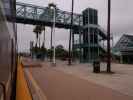 Amtrak Train 'Pacific Surfliner' in der Irvine Station (8. Juni)