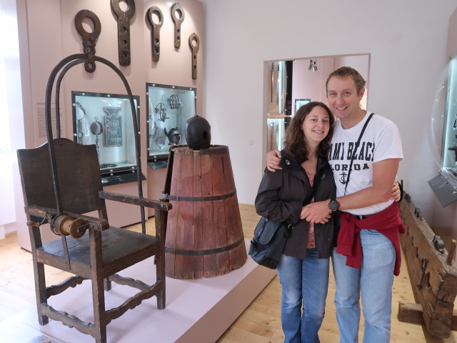 Sabine und ich im Museum für Rechtsgeschicht im Schloss Pöggstall (13. Juli)