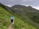 Sabine am Schladminger Tauern-Höhenweg zwischen Trockenbrotscharte und Keinprechthütte (27. Juli)