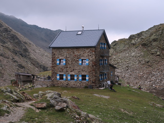 Flaggerschartenhütte, 2.481 m (10. Aug.)