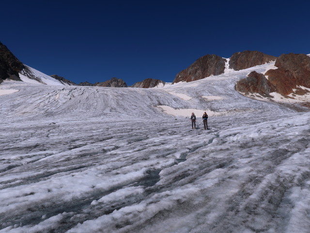 Evelyn und Bernadette am Guslarferner (18. Aug.)