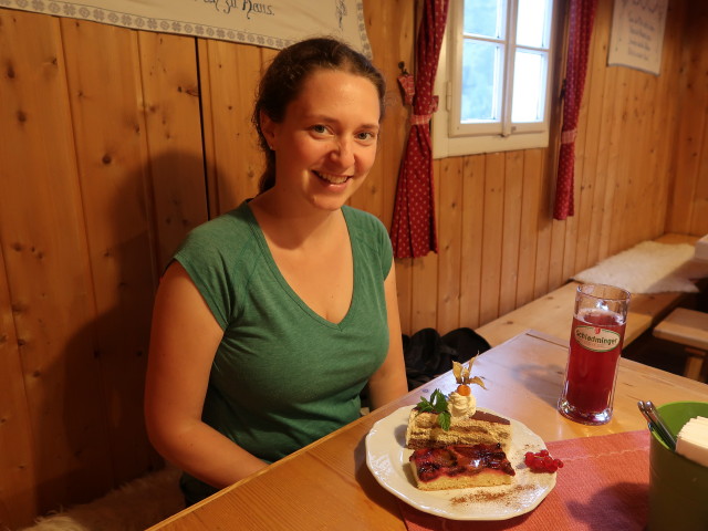 Sabine in der Duisitzkarseehütte (30. Aug.)