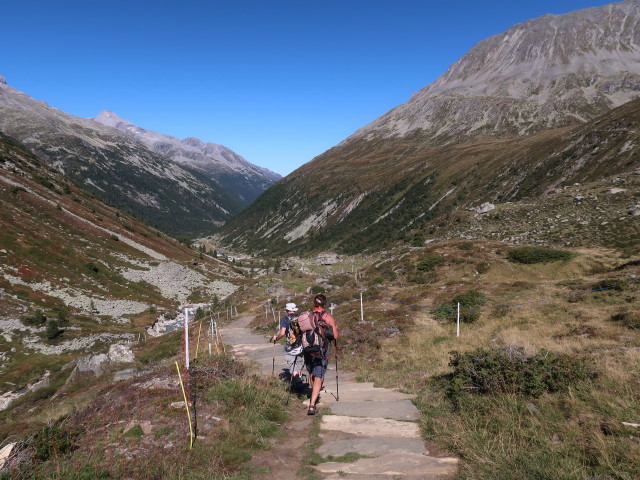 Christoph und Gudrun am Weg 524 zwischen Lavitzalm und Zamser Grund (15. Sept.)