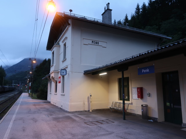 Bahnhof Penk, 899 m