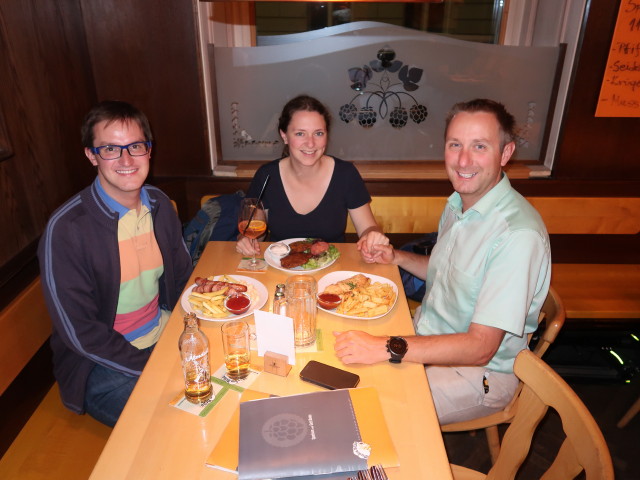 Jakob, Sabine und ich im Wieden Bräu