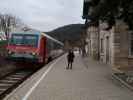 Sabine im Bahnhof Berndorf Stadt, 312 m