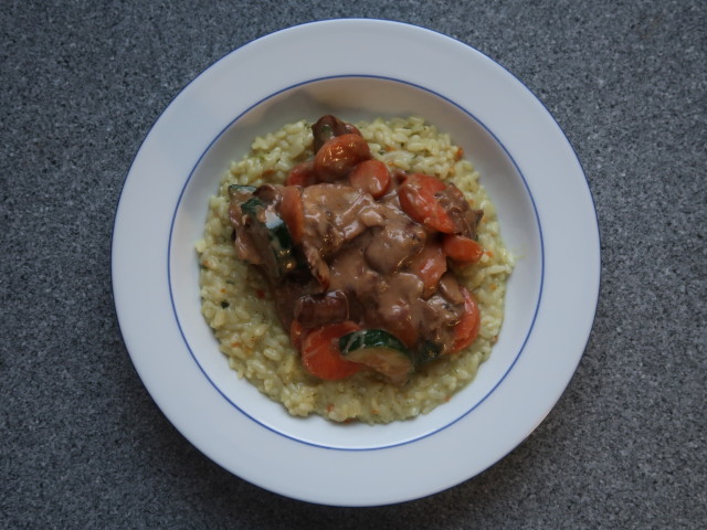 Kokosreis mit Gem&uuml;se und Erdnusssauce (22. Apr.)