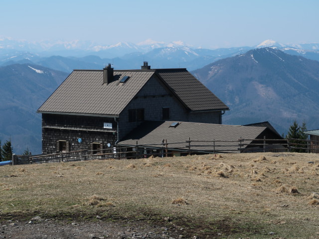 Reisalpen-Schutzhaus, 1.398 m