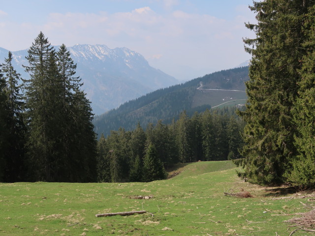 zwischen Hochschlag und Turnh&ouml;he