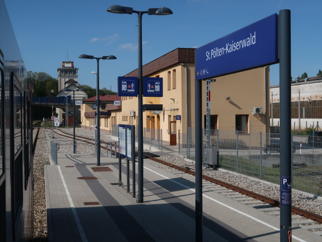 Bahnhof St. P&ouml;lten Kaiserwald, 277 m