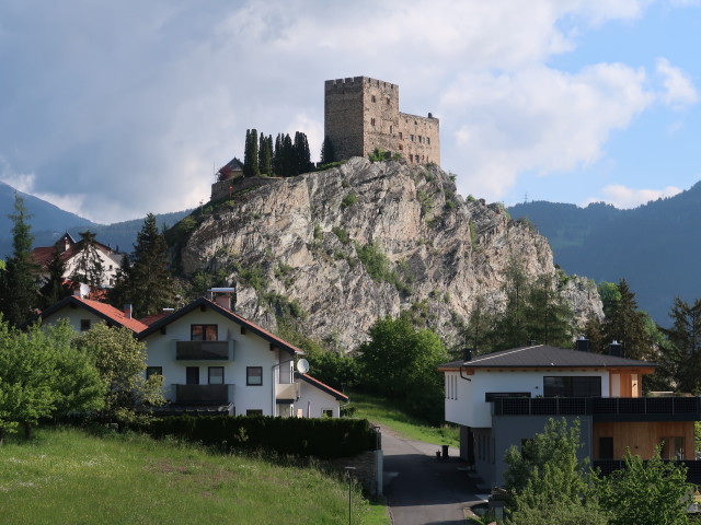 Burg Laudegg von Ladis aus