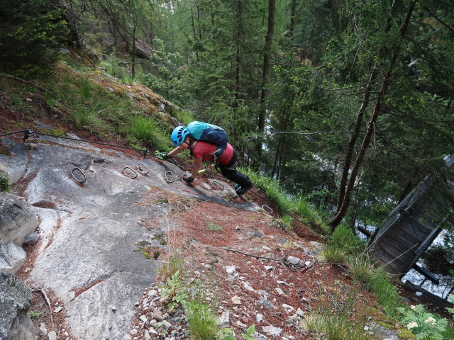 Jubiläums-Klettersteig: Sabine im Einstieg