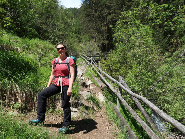 Sabine zwischen Lehner Wasserfall und Schwindelbrücke