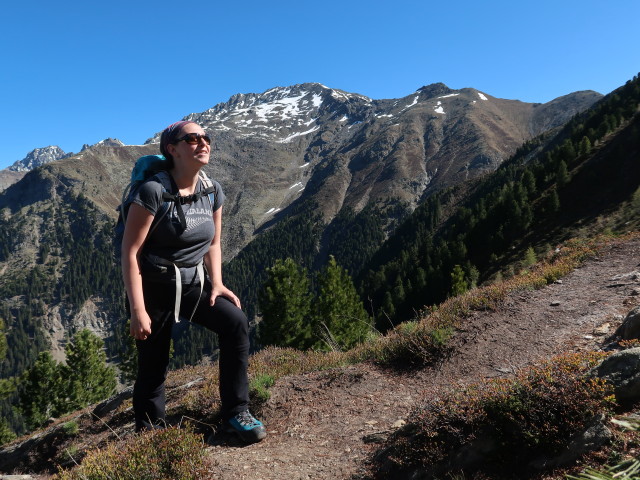 Sabine zwischen Bichl und Narrenkogel