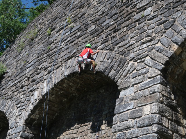 Zakaria im Klettergarten Kaponig, 1.050 m