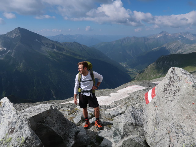 Christoph zwischen Bergstation Hannoverhaus der Ankogelbahn und Lassacher Kees (31. Juli)