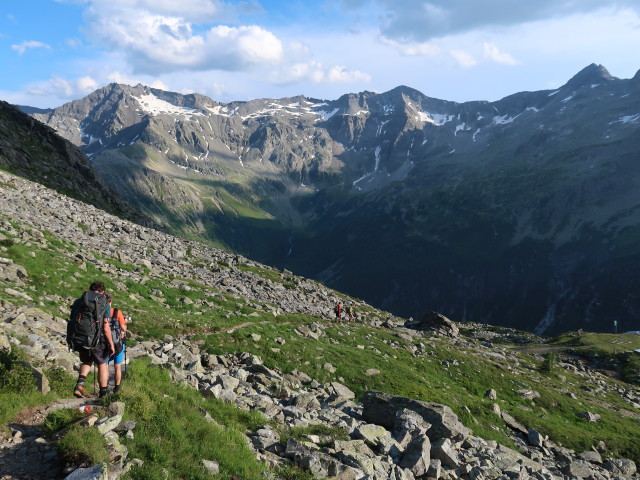 Ronald, Christian, Armin und Aaron am Rudolstädter Weg zwischen Trippkees und Gießener Hütte (1. Aug.)