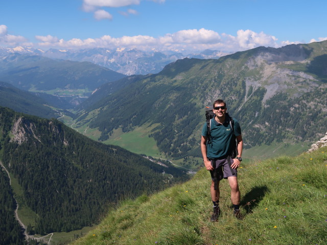 Ronald zwischen Jochgrubenkopf und Schönlahnerspitze (8. Aug.)