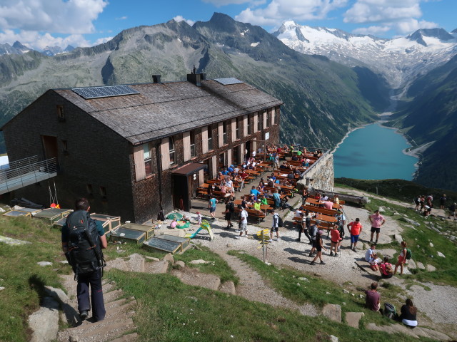 Ronald bei der Olpererhütte, 2.388 m (9. Aug.)