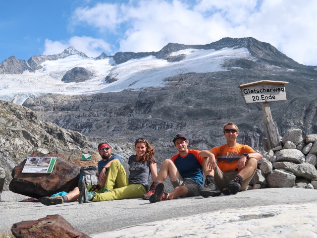Stefan, Romana, Christian und ich bei der ehemaligen t&uuml;rkischen Zeltstadt (11. Sept.)