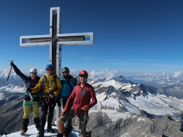 Romana, Christian, Stefan und ich am Gro&szlig;venediger, 3.662 m (12. Sept.)
