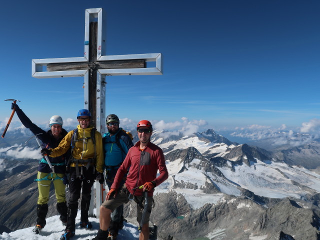 Romana, Christian, Stefan und ich am Gro&szlig;venediger, 3.662 m (12. Sept.)