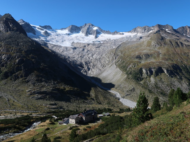 Berliner H&uuml;tte, 2.042 m